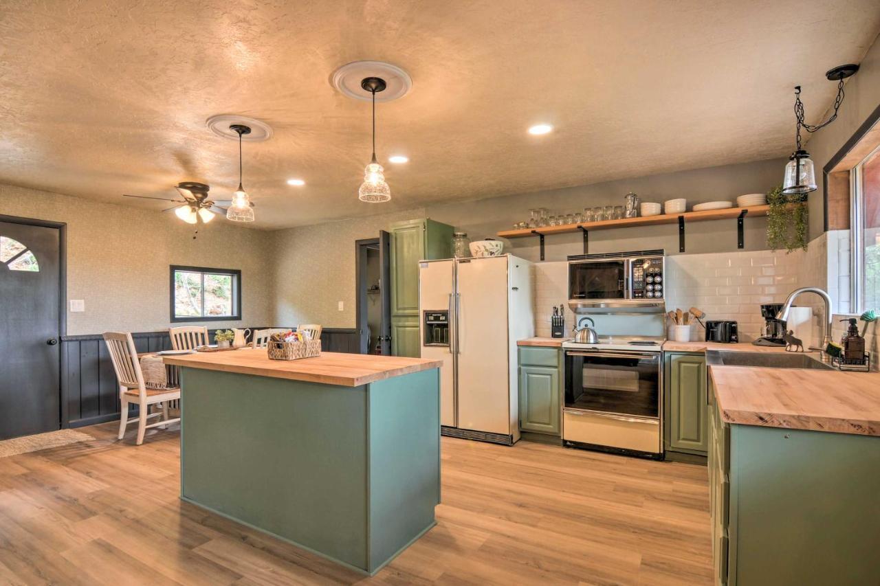 Pet-Friendly Duck Creek Village Retreat With Deck! Екстер'єр фото
