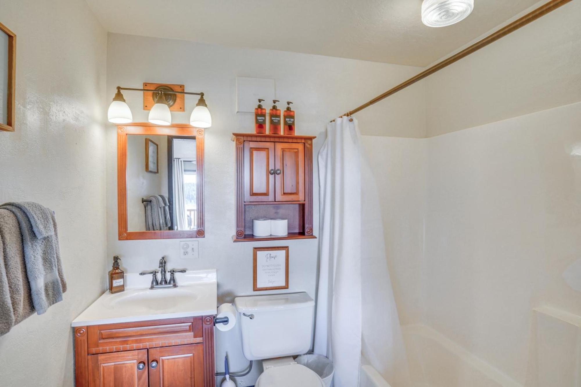 Pet-Friendly Duck Creek Village Retreat With Deck! Екстер'єр фото